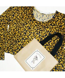 MOUSSY | 古着屋さんで安くゲットできた派手な総柄のトップス(Tシャツ/カットソー)