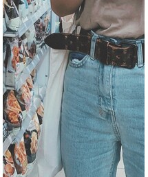 VOLUME | デニムパンツ