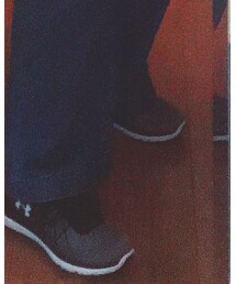 UNDER ARMOUR | スニーカー