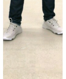 UNDER ARMOUR | スニーカー