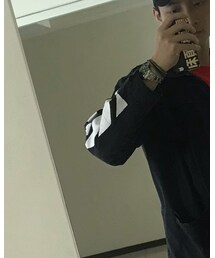 off white | スタジャン