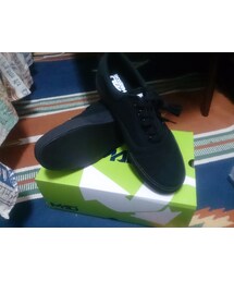 M a D | スニーカー