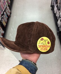 eight | コーデュロイのキャップ
裏地はサテンで耳当て付いててお気に入りです！！
SpanishClub、、、
バッジ付けてみました！！こういう雰囲気いいですよねー！！(キャップ)