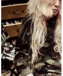 TALKING ABOUT THE ABSTRACTION | トップス