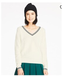 UNIQLO | パンツのインが似合う。タイトやドットスカート微妙(ニット/セーター)