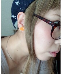 耳元メーさん連れてきました🐑🧡 | イヤリング