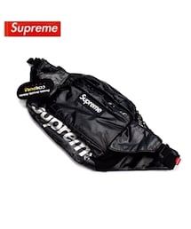 Supreme  | ボディバッグ/ウエストポーチ