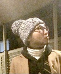 used | 白×黒のボンボン付きニット帽。(ニットキャップ/ビーニー)