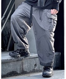 goopi | チノパンツ