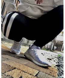 kics | ultra boost トリプルホワイト(スニーカー)