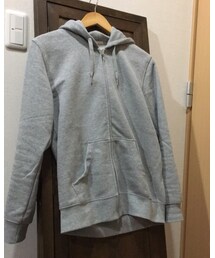 GU | パーカー