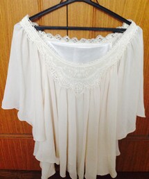 古着屋さん❇︎ | 
古着屋さんで見付けた
めっちゃお得な一品✨

(Tシャツ/カットソー)