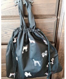 知らないとこ | シーズー🐶居てる！(バッグ)