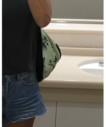 Cher Shore | メッセンジャーバッグ