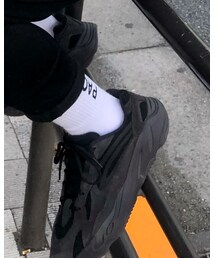Yeezy | スニーカー