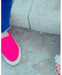 present | スニーカー