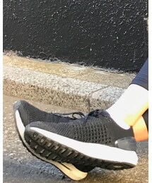 UNDER ARMOUR | スニーカー