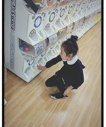 ガチャガチャ | ガチャガチャ大好き♡今日は 3つだけで 満足してくれたので 良かった良かった！(その他)