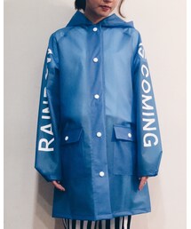 ZARA | A lovely raincoat from ZARA KIDS. Size: 164cm(13-14 years).(ジャケット/アウター)
