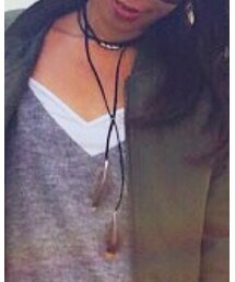 reca | 天然フェザー付ラリエット風三連ヒモチョーカー(ネックレス)