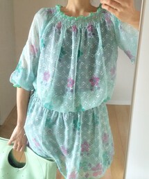 ネックとウエストがシャーリングのチュニック(チュニック)