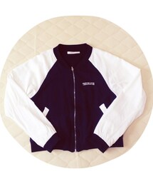 ブルゾン

(ブルゾン)