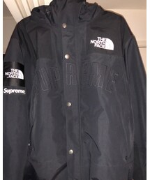 Supreme  | マウンテンパーカー