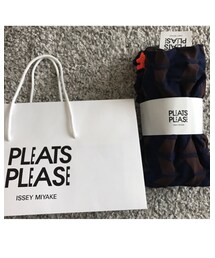 PLEATS PLEASE | Tシャツ/カットソー