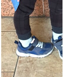 瞬足 | スニーカー