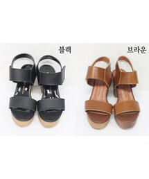 サンダル(サンダル)