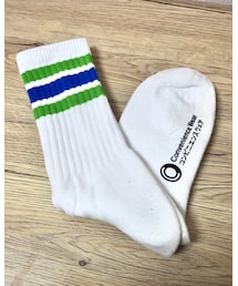 Family Mart | ファミマのラインソックス。ラインがファミマのカラーリングになってる。しっかりした厚手の生地なので意外と使える。ちゃんとコンビニエンス。(ソックス/靴下)