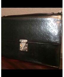 LOUIS VUITTON | クラッチバッグ