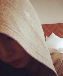 SLY LANG | 尾崎紗代子 右脳パーカ(マウンテンパーカー)