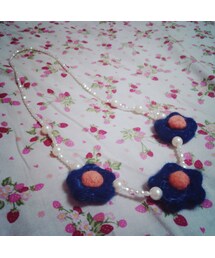 手作りのお花とパールのネックレス(ネックレス)