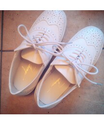 なし | スニーカー