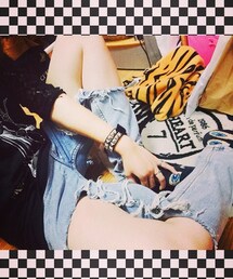 UNIF | UNIFの穴あきパンツ(デニムパンツ)