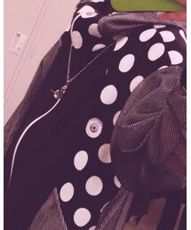 M:E | 前締めるとこんな感じです。あとファスナーが光る。(パーカー)