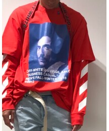 off white | トップス