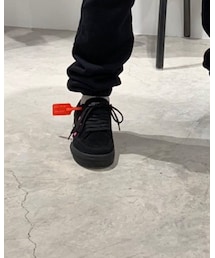 off white | スニーカー