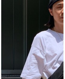 off white | トップス