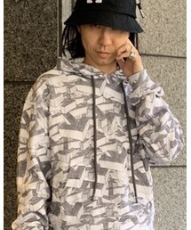 off white | パーカー