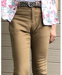 improves | チノパンツ