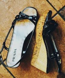 PRADA | 10年以上愛用のサンダル
まだまだ履きまふ(サンダル)