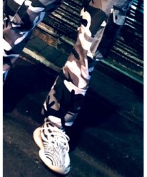 Yeezy | スニーカー