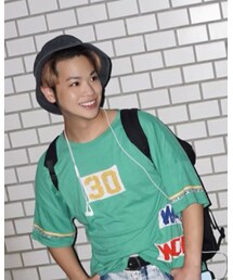 present | Tシャツ/カットソー