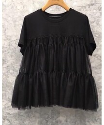 UNKNOWN. | 蓬蓬蕾絲黑色假兩件上衣(Tシャツ/カットソー)