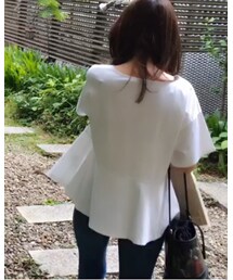 トップス後ろ | 後ろ姿のほーがヒラヒラわかる♡(その他)