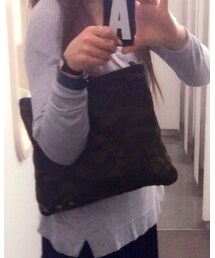 BEAMS | クラッチバッグ