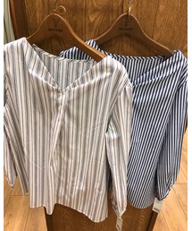 ブラウスの色違い💕 | シャツ/ブラウス