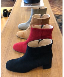 CORSO ROMA，9 | スウェードショートブーツ(ブーティ)